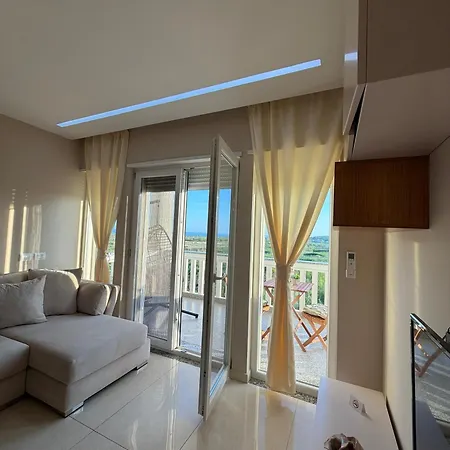 Grand Europa Luxury Velipojë